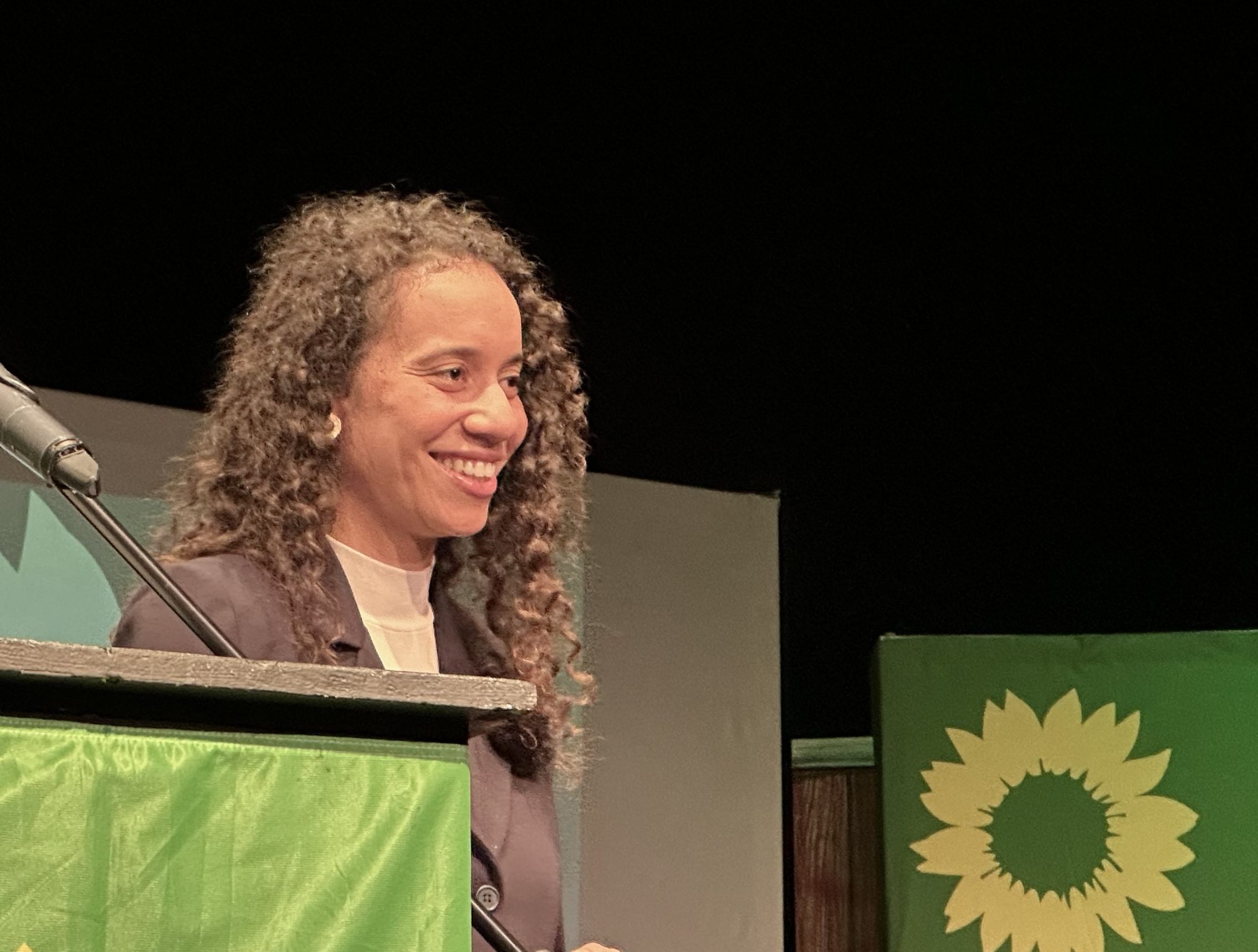 Onyeka Oshionwu nach ihrer Bewerbungsrede